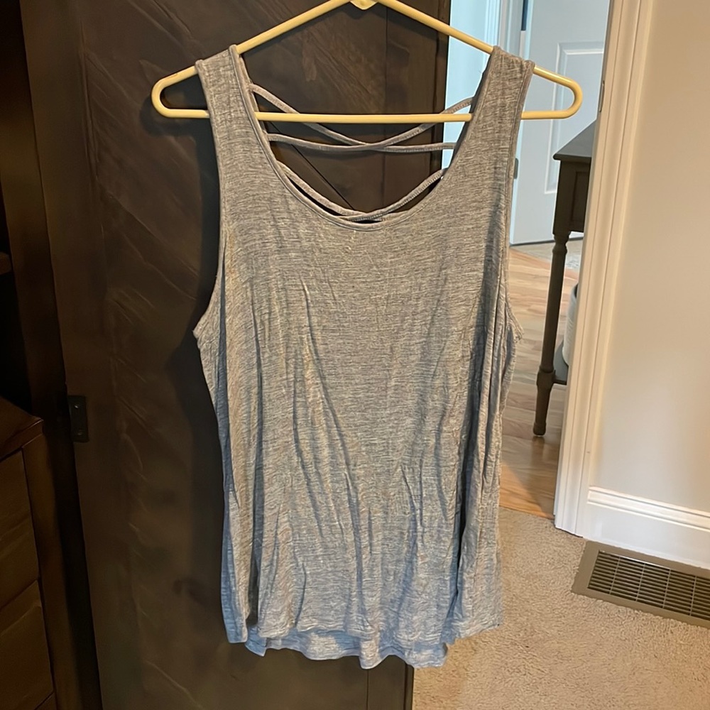 APt 9 tank with gold details